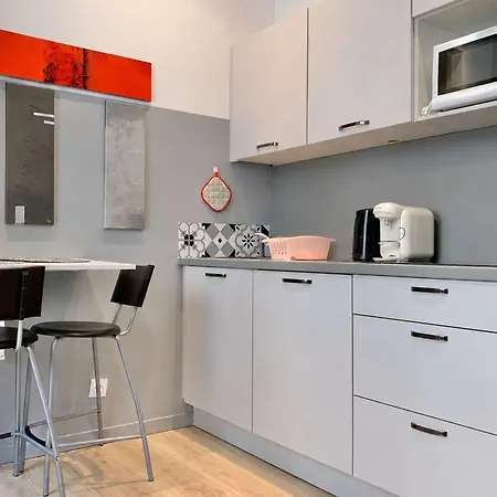 Bevi - Moderne Equipe • 2 Pers • Centre • Tram A Pied Daire *